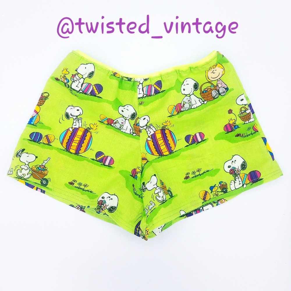 Peanuts Snoopy Charlie Brown Easter Lime Green Shorts Girls 6 7 Handmade USA